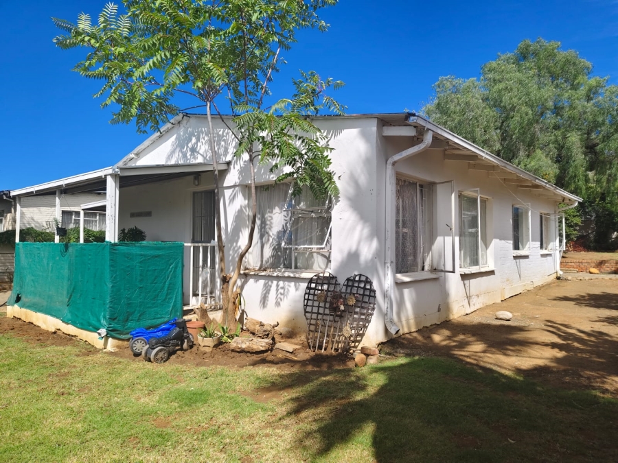 3 Bedroom Property for Sale in Uitsig Free State